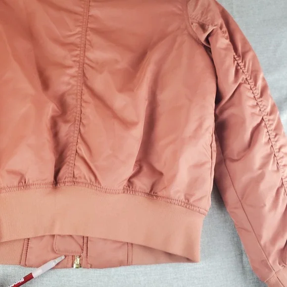 WILFRED Free Avion Bomber Jacket Womens Small Dark Peach Cropped Aritzia - Picture 14 of 16